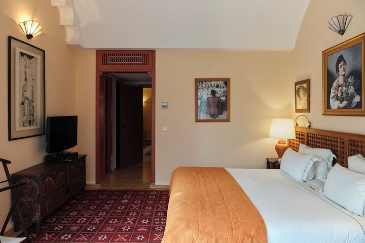 Room 47 of 133