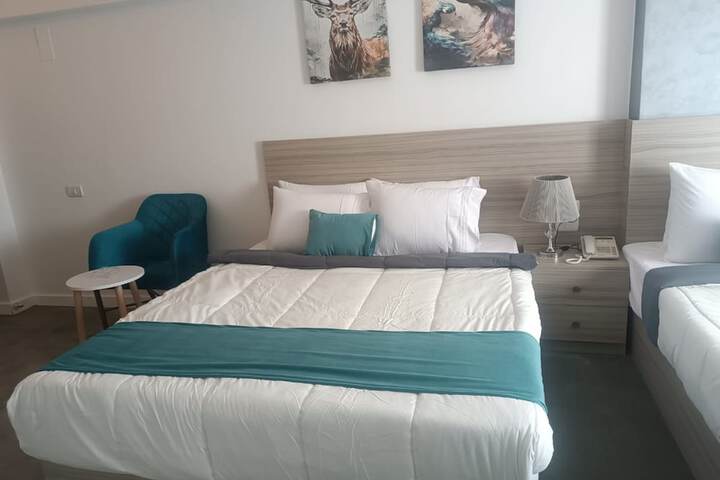 Room 4 of 101