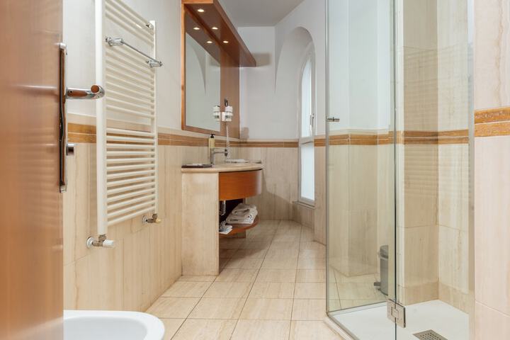 Room 40 of 54