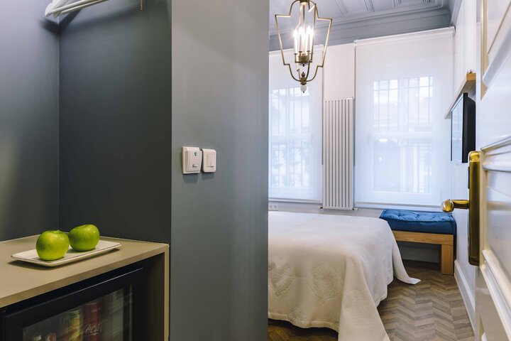 Room 10 of 54