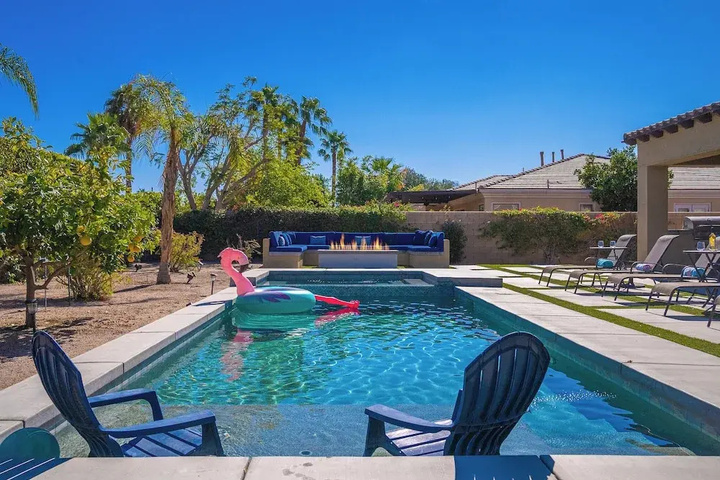 Pool 14 of 23