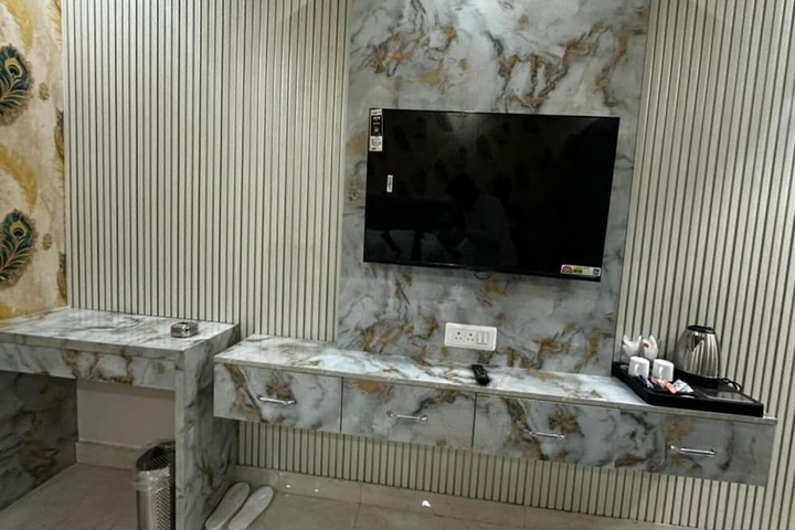 Room 26 of 52