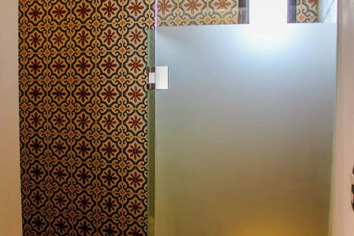 Room 166 of 205