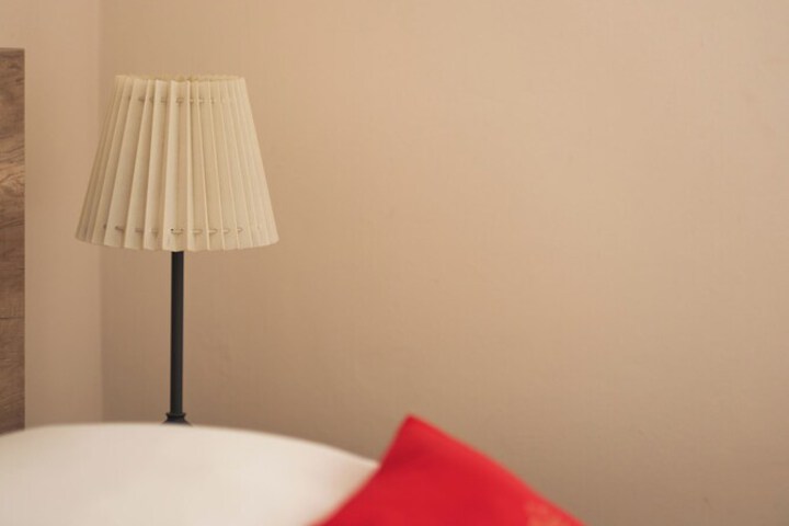 Room 51 of 158