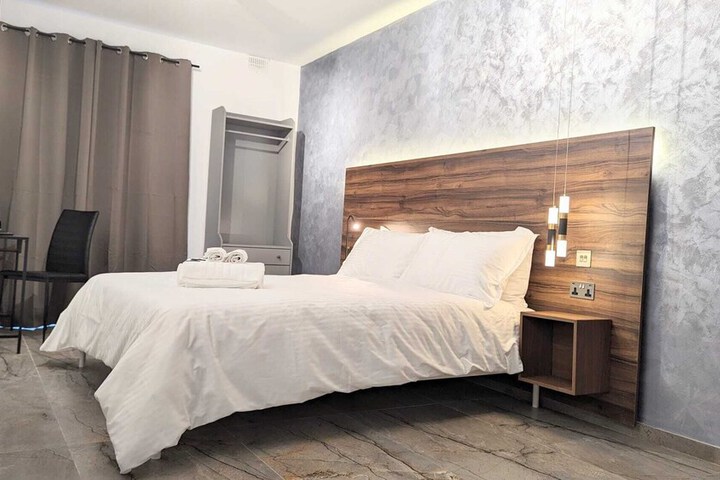Room 19 of 24