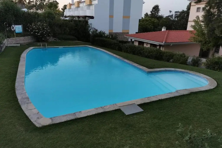 Pool 7 of 9