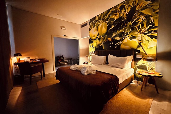 Room 12 of 65