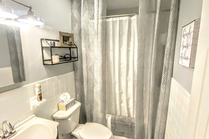 Room 62 of 150