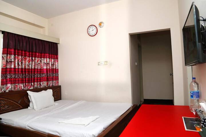 Room 27 of 74