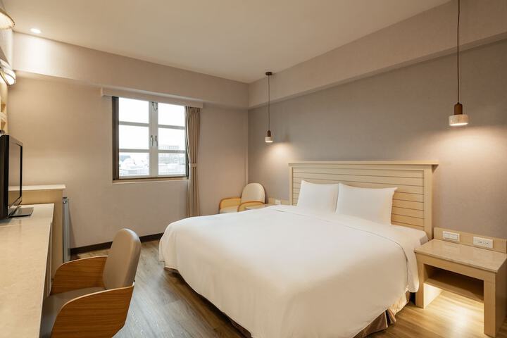 Room 9 of 75