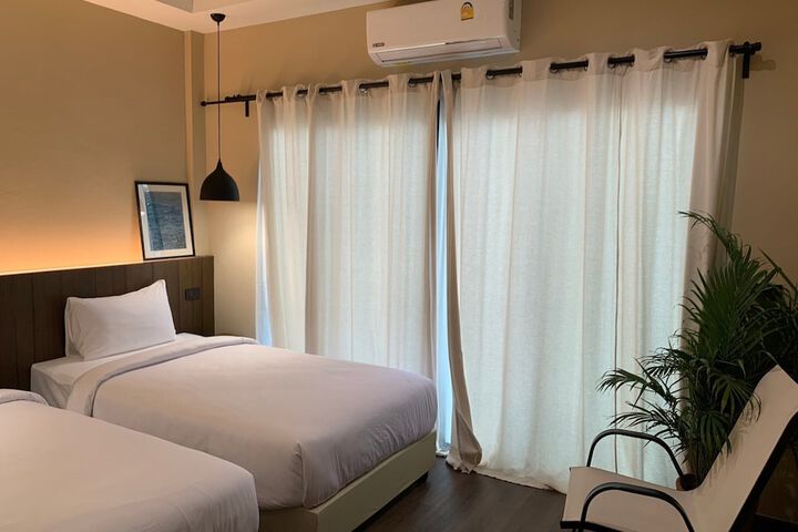 Room 21 of 94