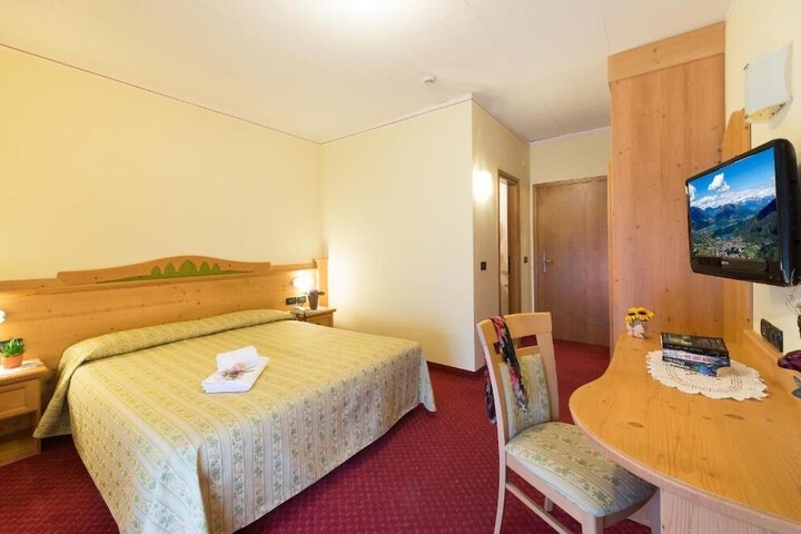 Room 22 of 50