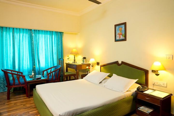 Room 3 of 14