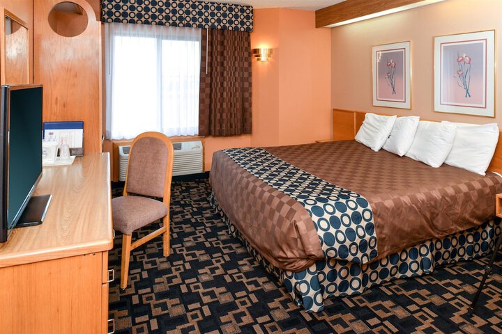 Room 14 of 31