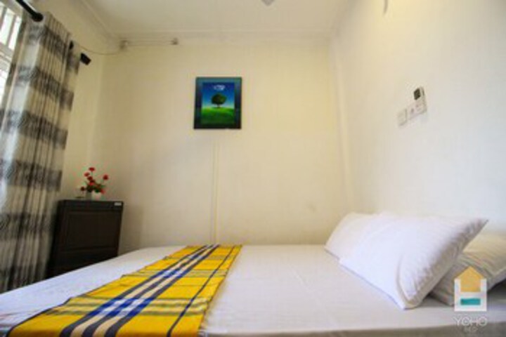 Room 17 of 24