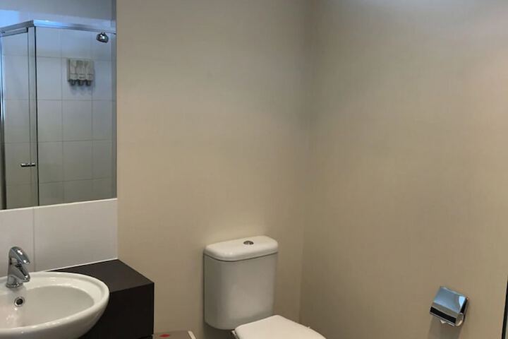 Room 34 of 42