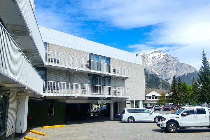 Hotel 56 of 61