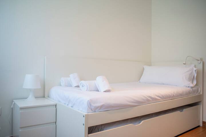 Room 10 of 25