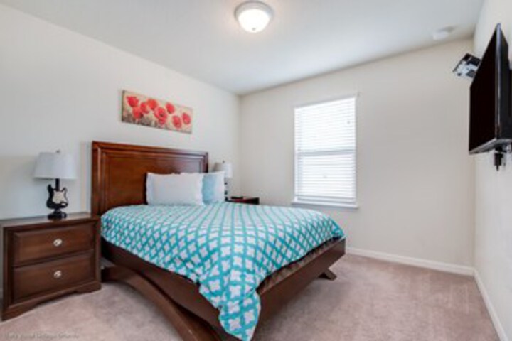 Room 52 of 55