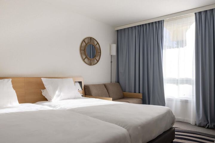 Room 64 of 209