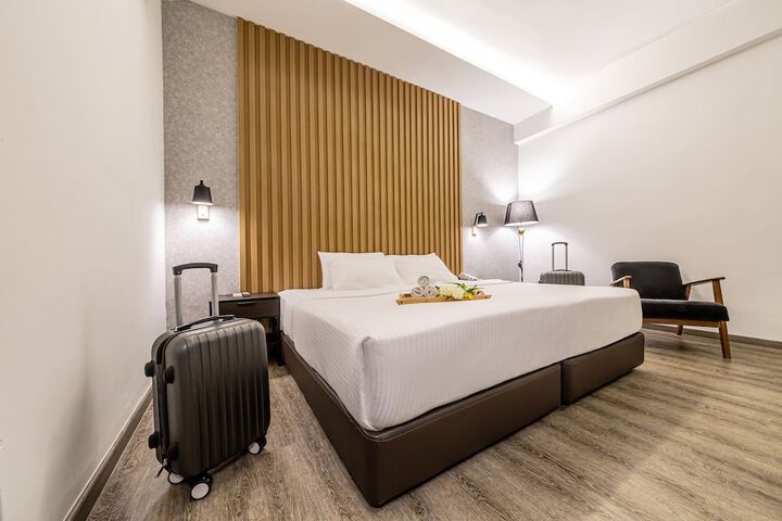 Room 10 of 30
