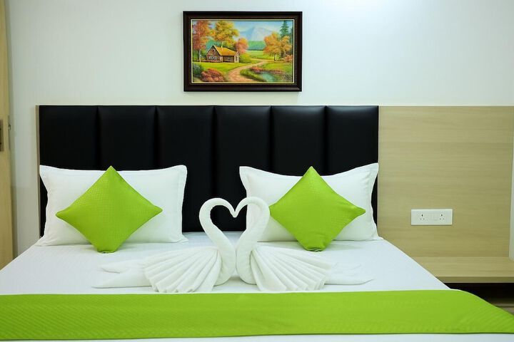 Room 9 of 26