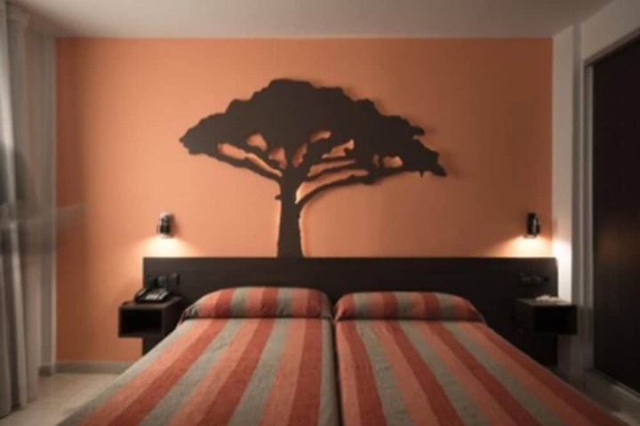 Room 31 of 60