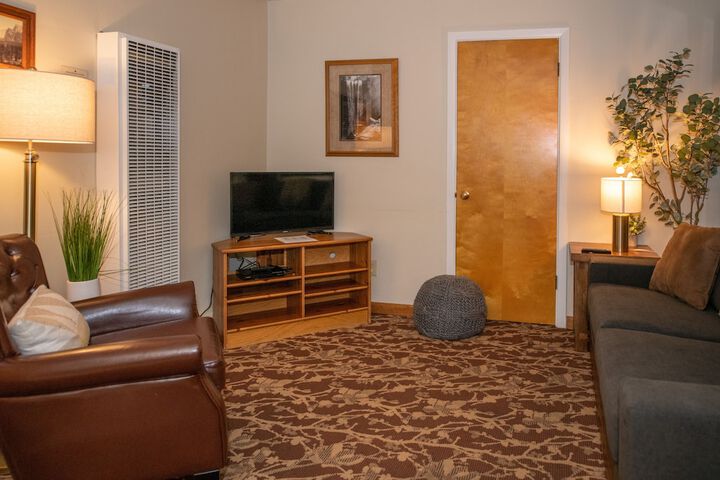 Room 40 of 85