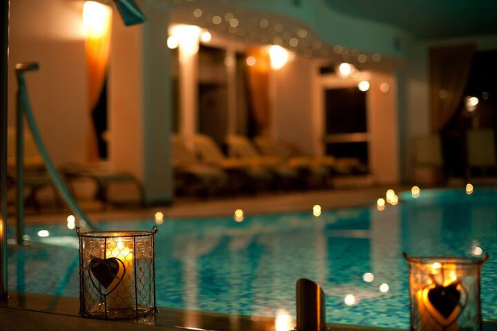 Pool 21 of 50