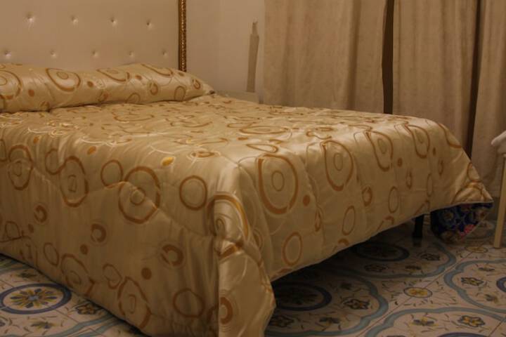 Room 20 of 28