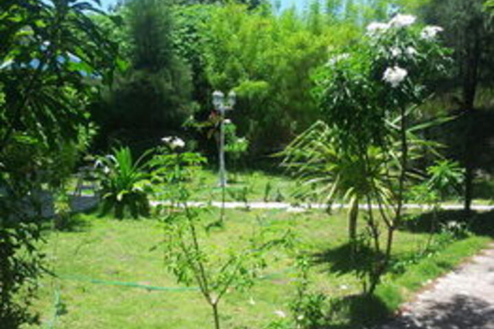 Hotel Exterior 8 of 27