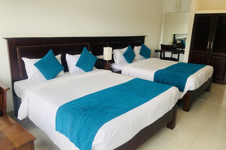 Room 4 of 24