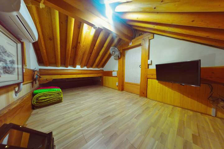 Room 19 of 57