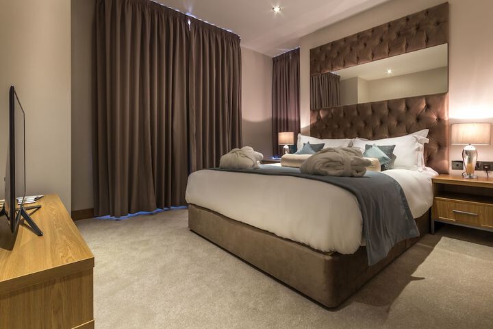 Room 17 of 45
