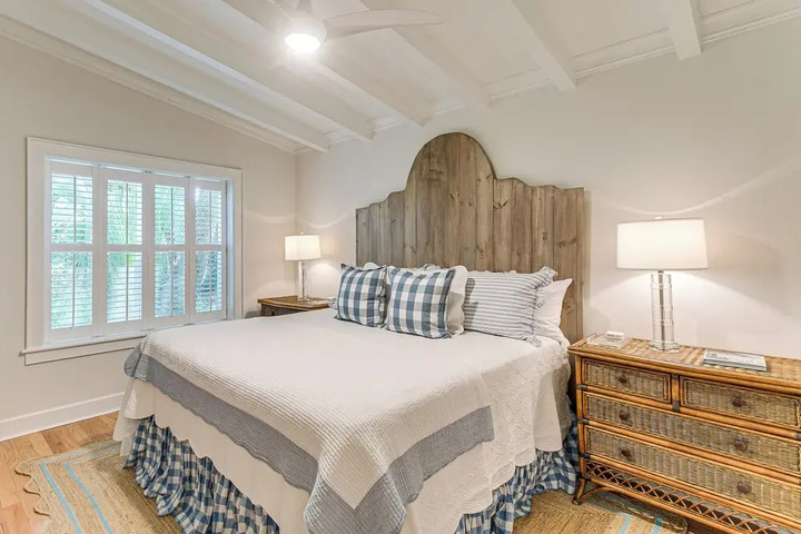 Image of Spacious Jekyll Island Home: Steps to the Ocean!