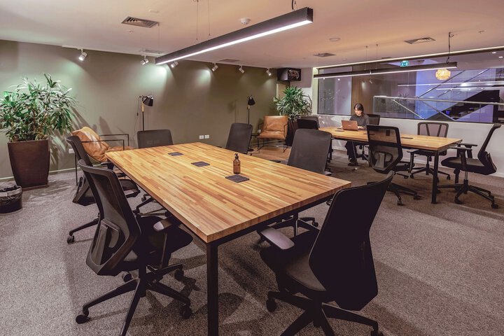 Business Center 57 of 71