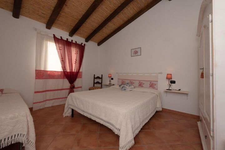 Room 18 of 34