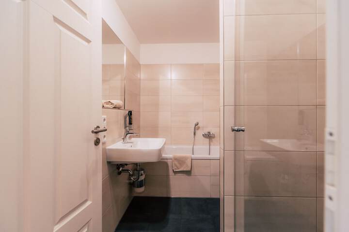 Room 259 of 289