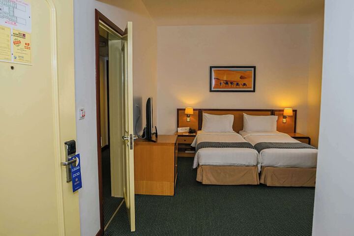 Room 40 of 121
