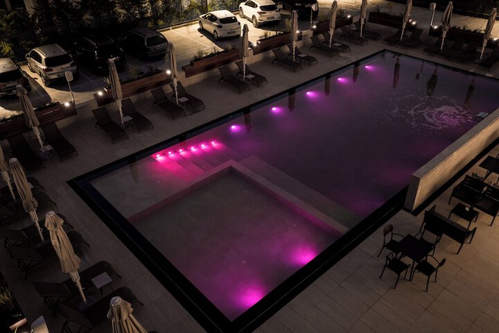 Pool 98 of 114