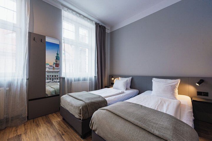 Room 40 of 65
