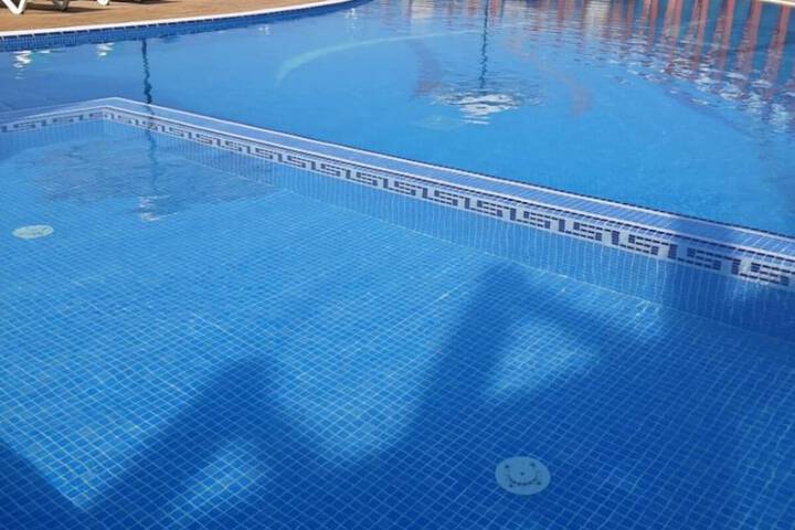 Pool 30 of 48
