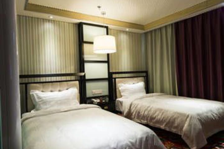 Room 20 of 26