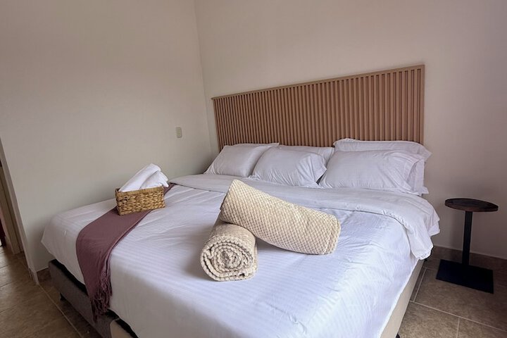 Room 3 of 42