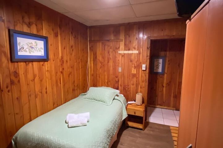 Room 2 of 17