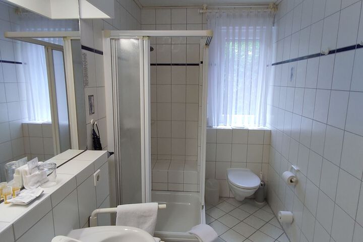 Room 40 of 67