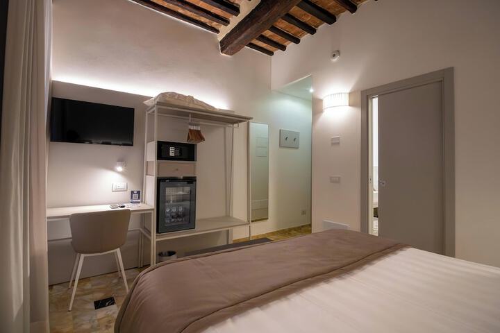 Room 14 of 55