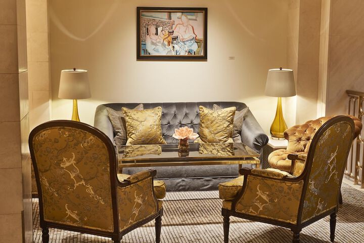 Hotel Interior 4 of 128