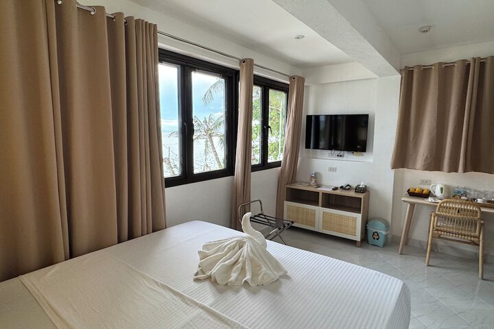 Room 26 of 61