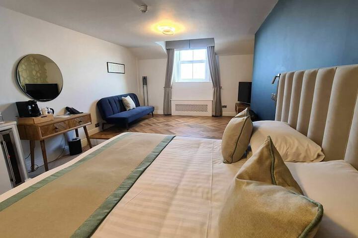 Room 49 of 92